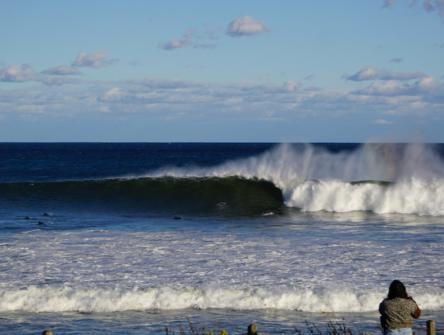 RI surfing big wave